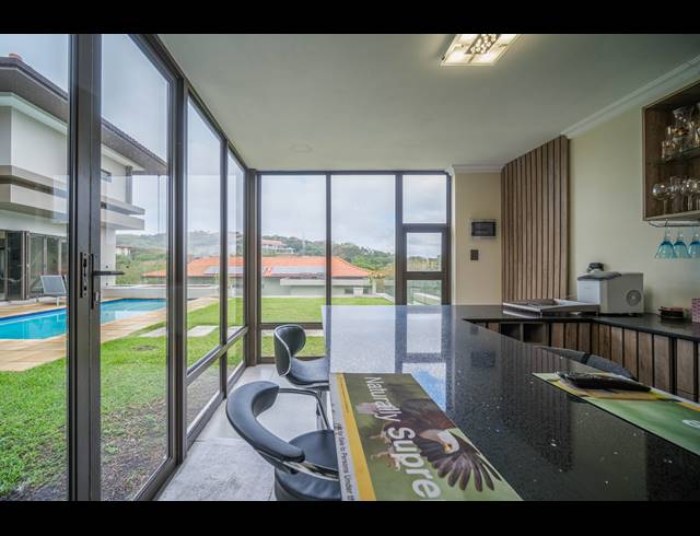 5 BEDROOM HOUSE FOR SALE IN ZIMBALI ESTATE